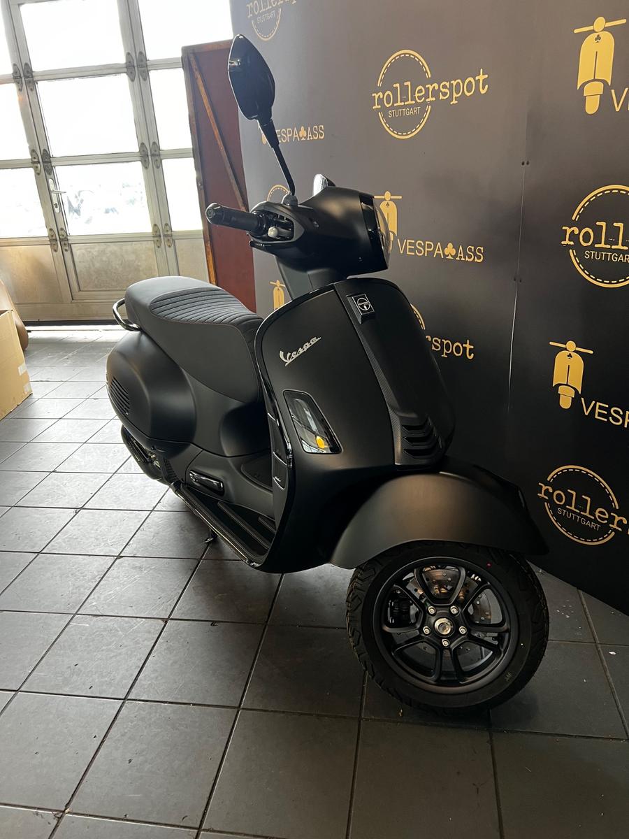 Vespa GTS 125 SUPERSPORT E5+ ABS und ASR Black Umbau