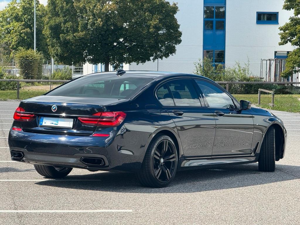 BMW 730