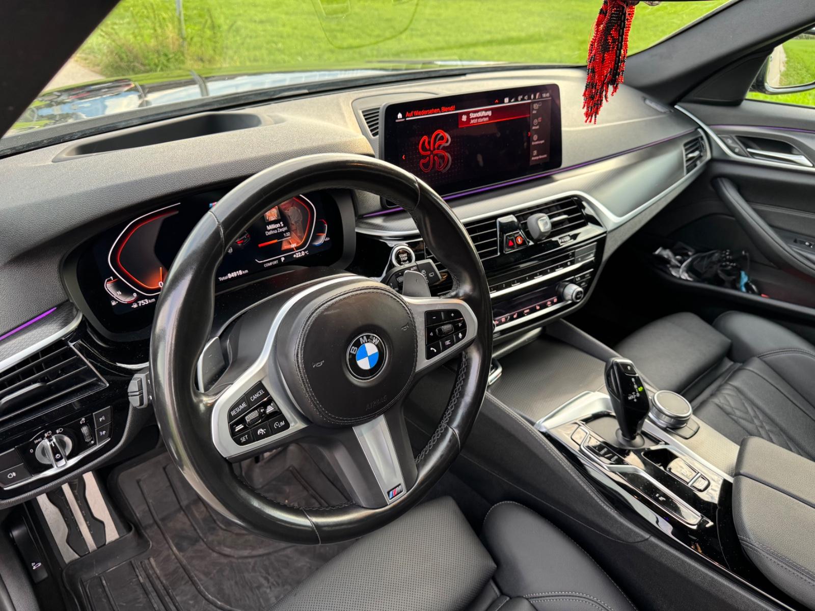 BMW 530 i Touring A -, миниатюра 9