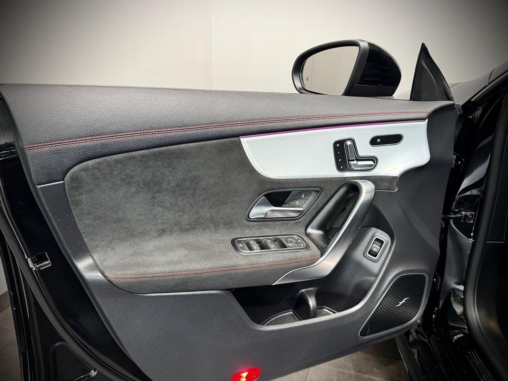 Mercedes-Benz CLA 45 AMG Shooting Brake