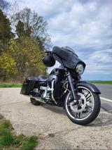 Harley-Davidson FL3 Street - Glide - Harley-Davidson Motorräder in Dresden