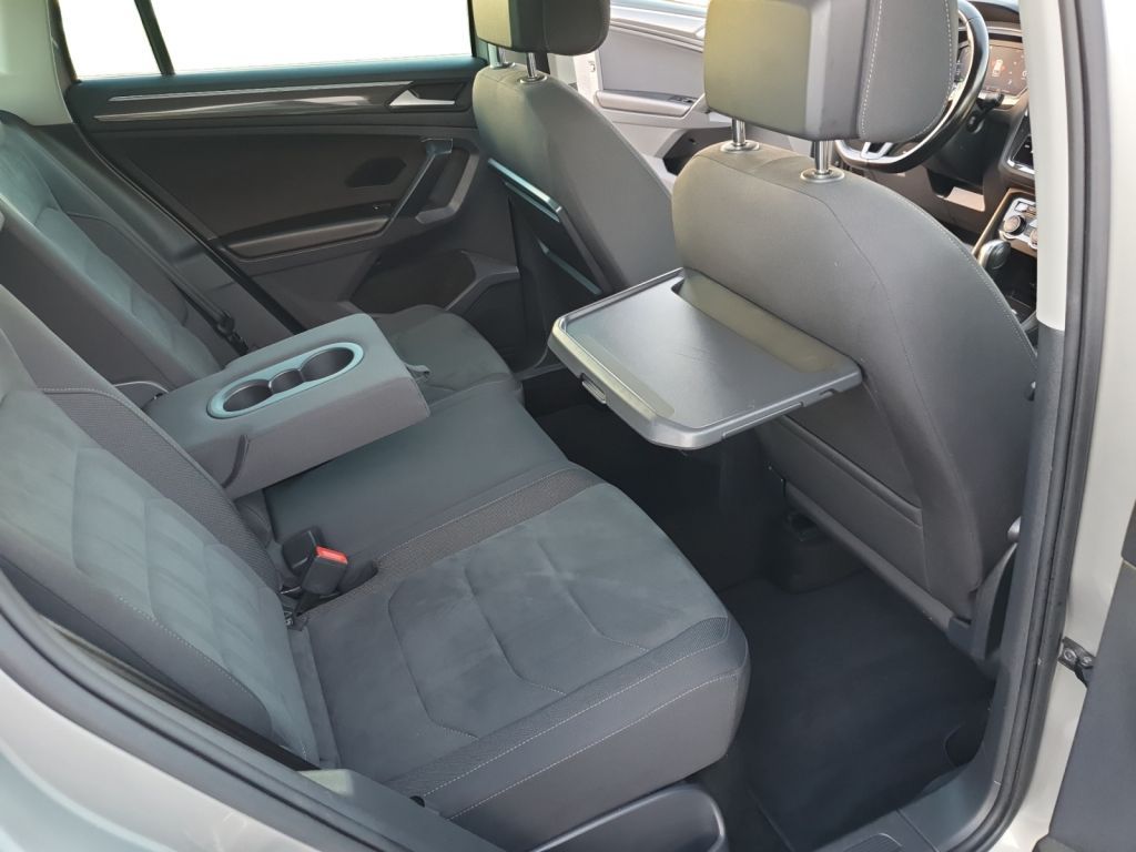 Fahrzeugabbildung Volkswagen Tiguan 2.0 TDI DSG HighlineAHZV,LED,Navi,SH