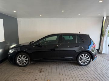 Volkswagen Golf - 4