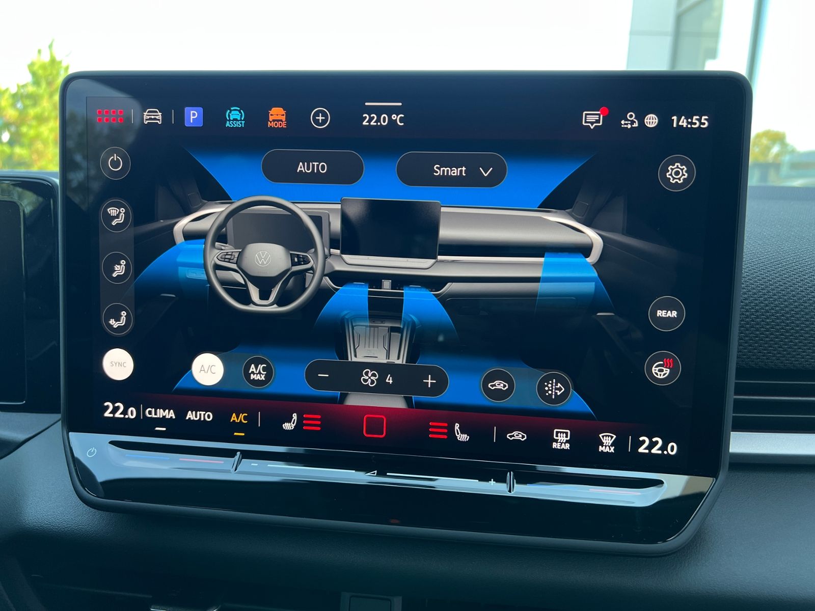 Fahrzeugabbildung Volkswagen T-Roc R-Line 1.5 eTSI DSG *BlackStyle,IQ-Light,N