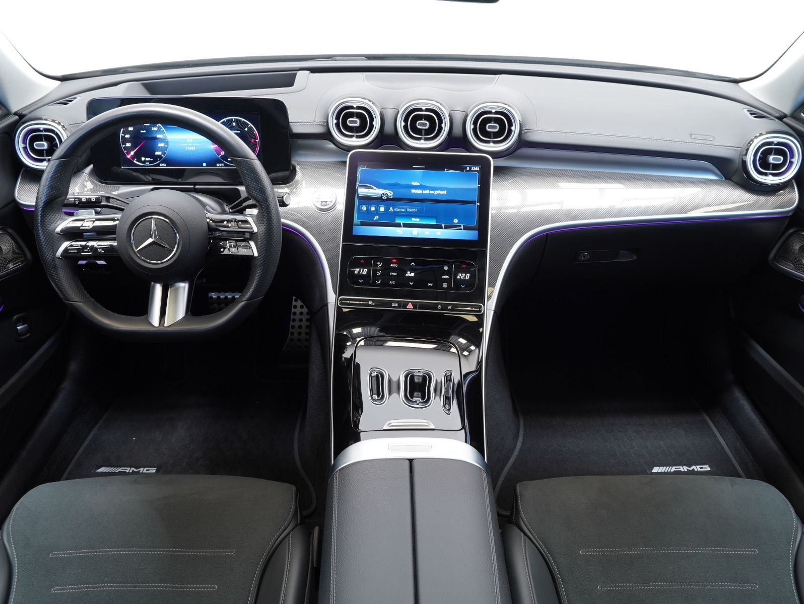 Fahrzeugabbildung Mercedes-Benz C 220 T d AMG Line DISTRONIC/PANORAMA/AHK