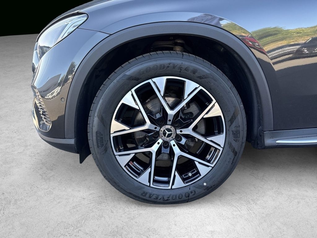 Mercedes-Benz GLC 220 d 4MATIC Coupé ACC AHK AUT Kam. KeyLess foto 3