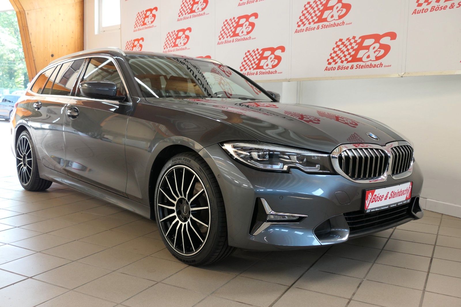 BMW G21 Touring 320 d Luxury Line AHK,LED,Navi, foto 6
