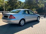 Mercedes-Benz Mercedes Benz C-Klasse 240 Automatik Elega... - Mercedes-Benz C 240 mit Benzin-Antrieb