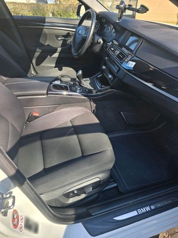 BMW BMW520D tourig sport