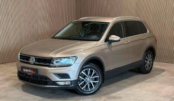 Volkswagen Tiguan - 1