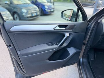 Volkswagen Tiguan - 10