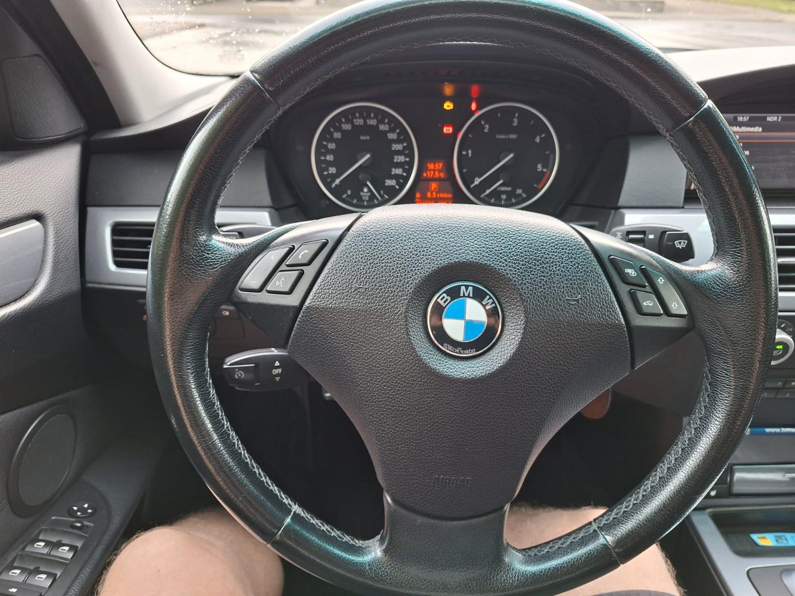 BMW 530 2010 — photo 8