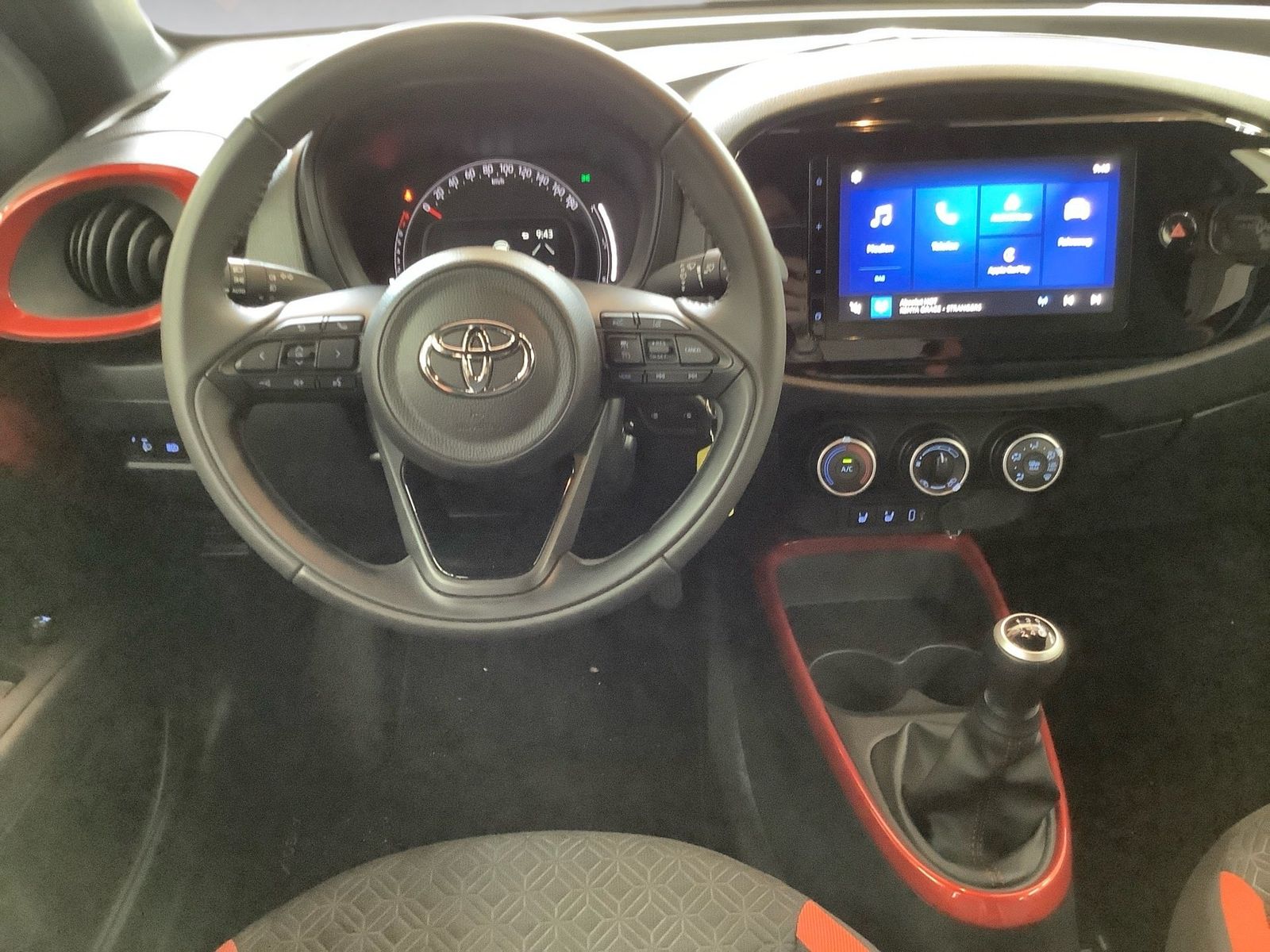 Fahrzeugabbildung Toyota Aygo X 1.0 Teamplayer Navi,SHZ,SoundSys,ACC,Kam.