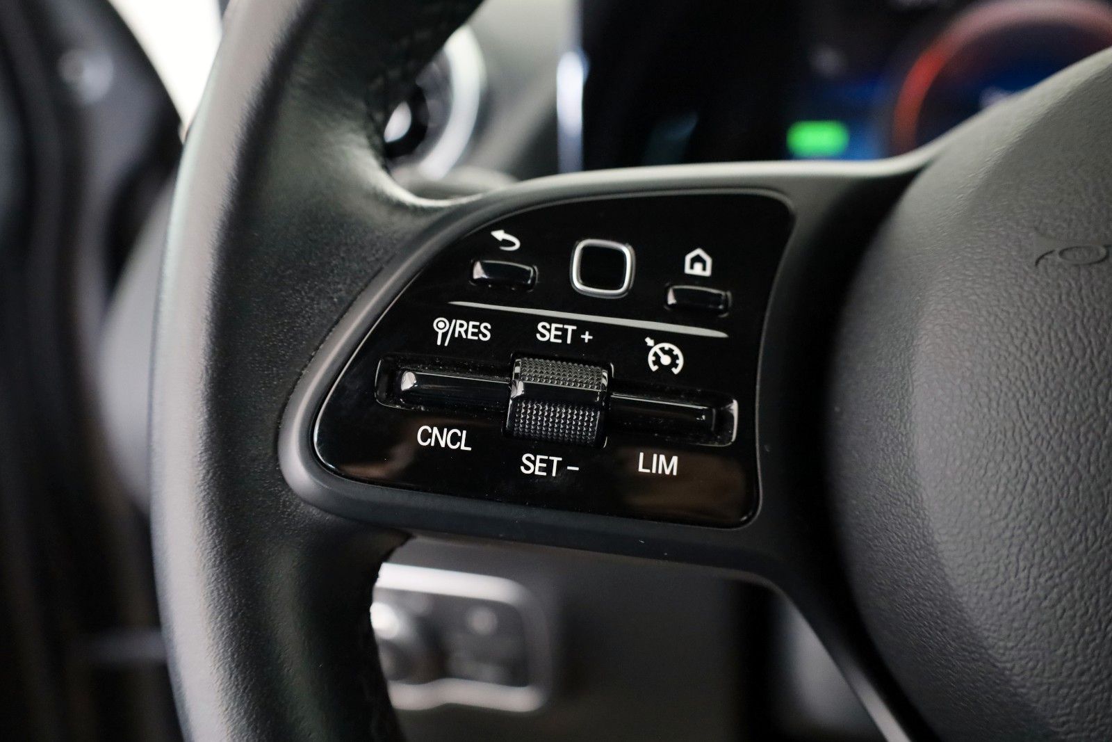 Fahrzeugabbildung Mercedes-Benz GLA 250 e Style ,T.Leder, Navi, LED, SH, AHK