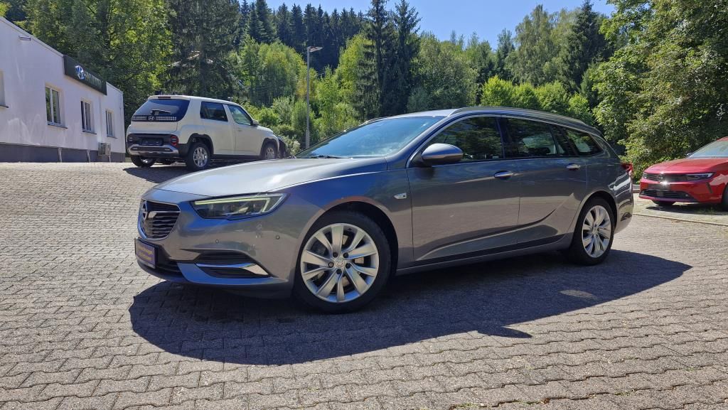 Insignia ST 2.0T Allrad Winterräder+AHZV+Head-Up