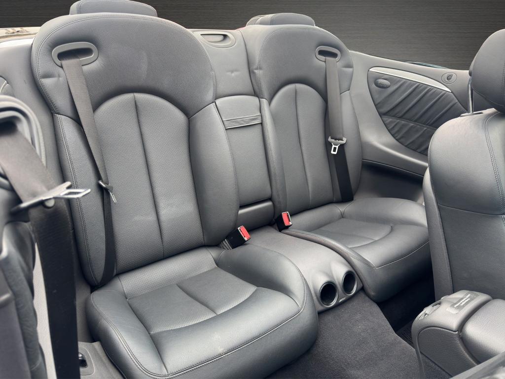 Mercedes-Benz CLK 320