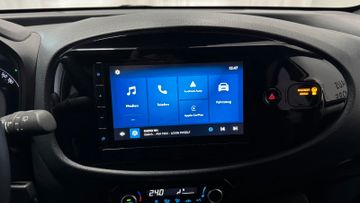 Fahrzeugverkauf 18 Toyota Aygo X Automatik LED Kamera SH