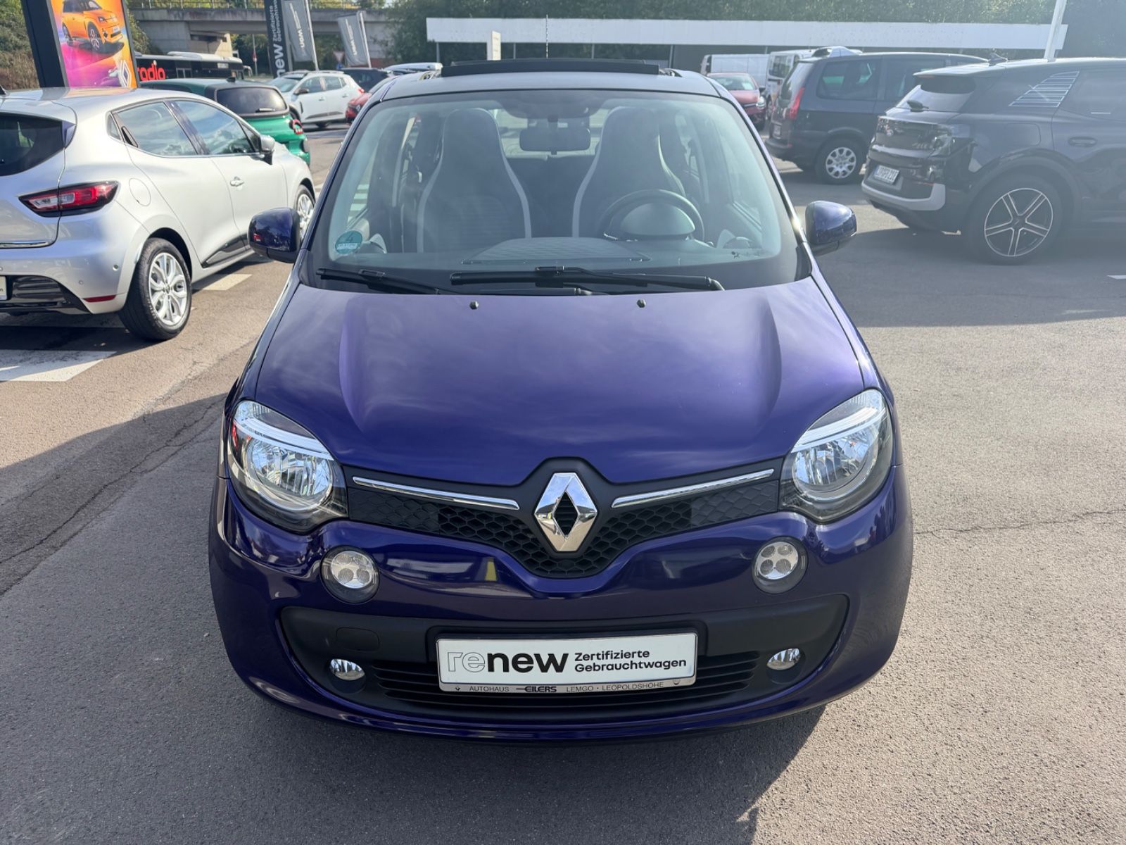 Fahrzeugabbildung Renault Twingo Intens "AUTOMATIK / FALTDACH / 1.HAND"