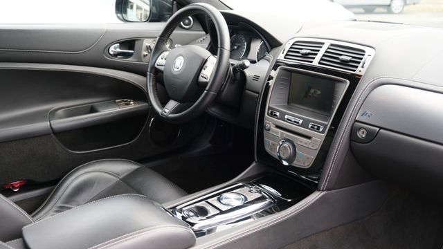 Fahrzeugabbildung Jaguar XKR Performance/Black+Speed Pack/Dt./Top