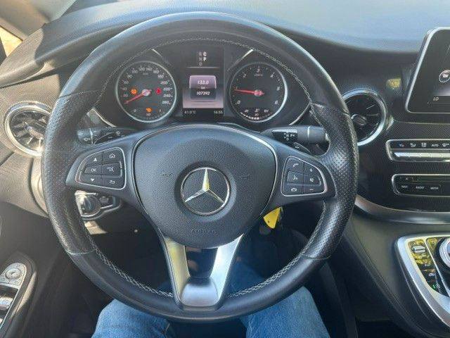 Fahrzeugabbildung Mercedes-Benz V 220 Edition LANG AHK NEU LED NAVI SHZ