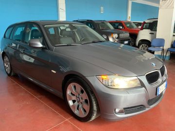 BMW 320 - 3