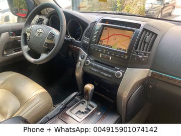 Toyota Land Cruiser - 8