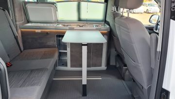 Fahrzeugabbildung Volkswagen T6. California Ocean LED Luft-Stdhzg Navi e-Dach
