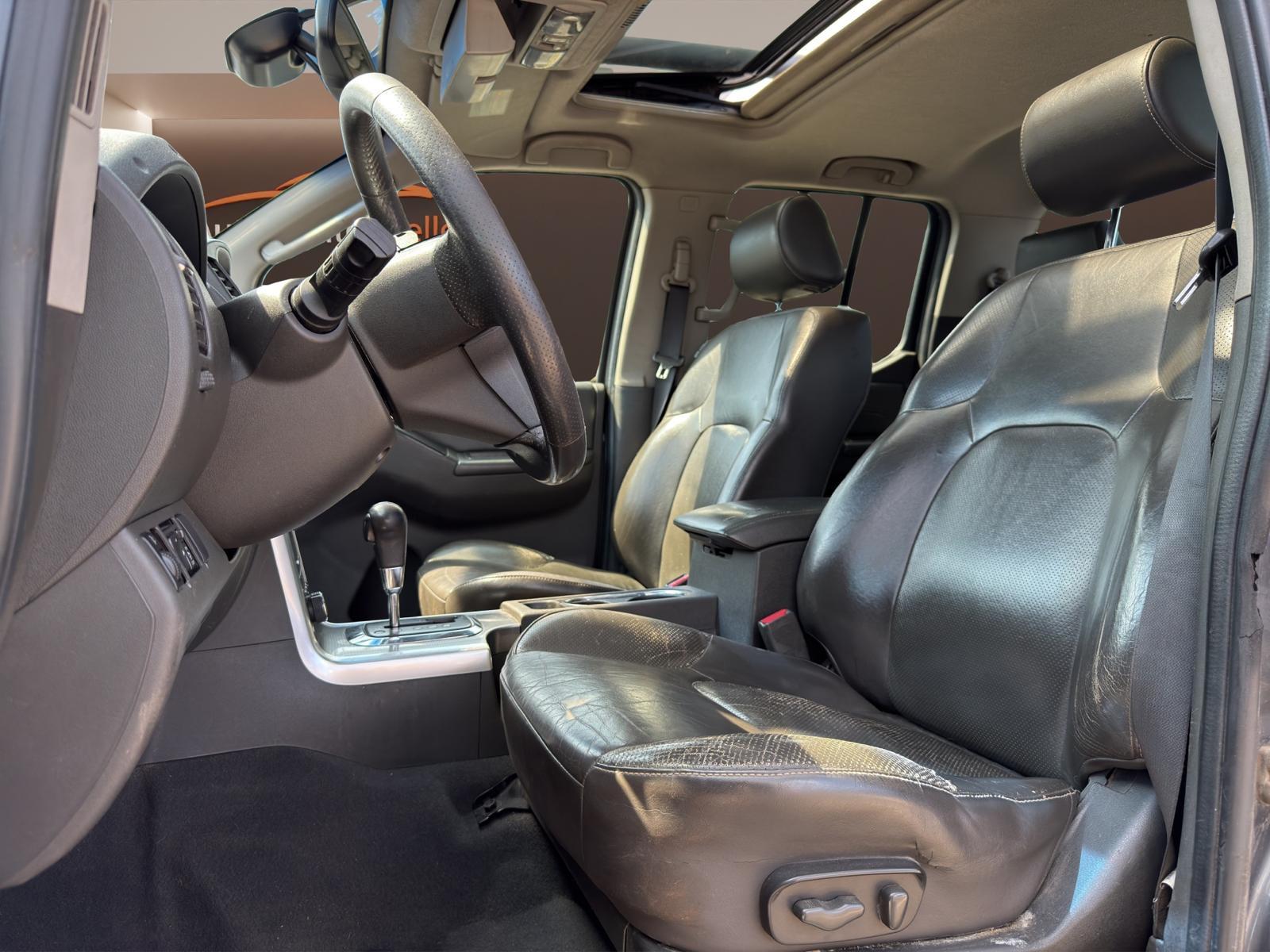 NISSAN NAVARA 3.0 V6 DCI 231 CH DOUBLE CAB 4X4 BVA – CUIR TOIT OUVRANT GPS ATTELAGE