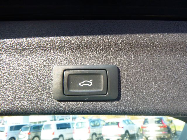 Fahrzeugabbildung Audi A6 Avant 40 TDI quattro sport >AUT/LED/NAV/SHZ<