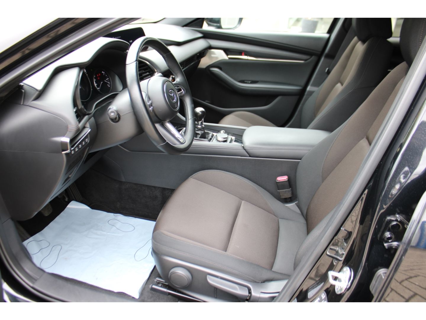 MAZDA 3 Selection SKYACTIV-X M-Hybrid ACC LED 360 Grad - Image 7
