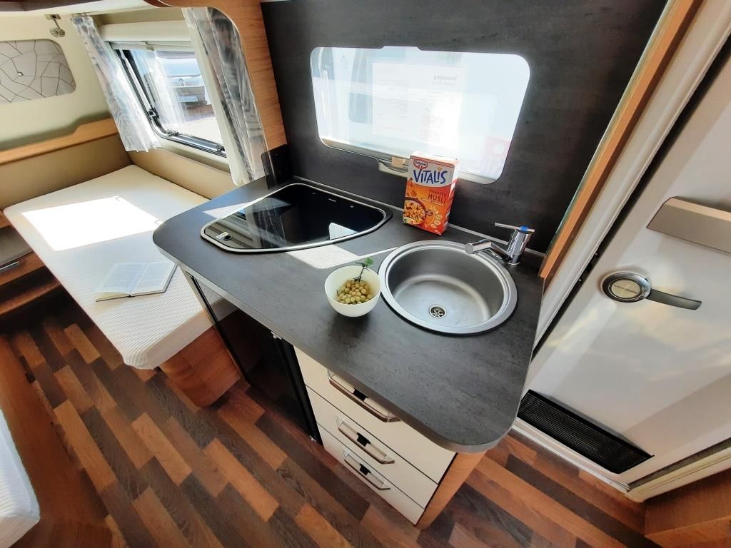Fahrzeugabbildung Weinsberg CaraOne 480 EU Wie neu/Rundsitzgruppe