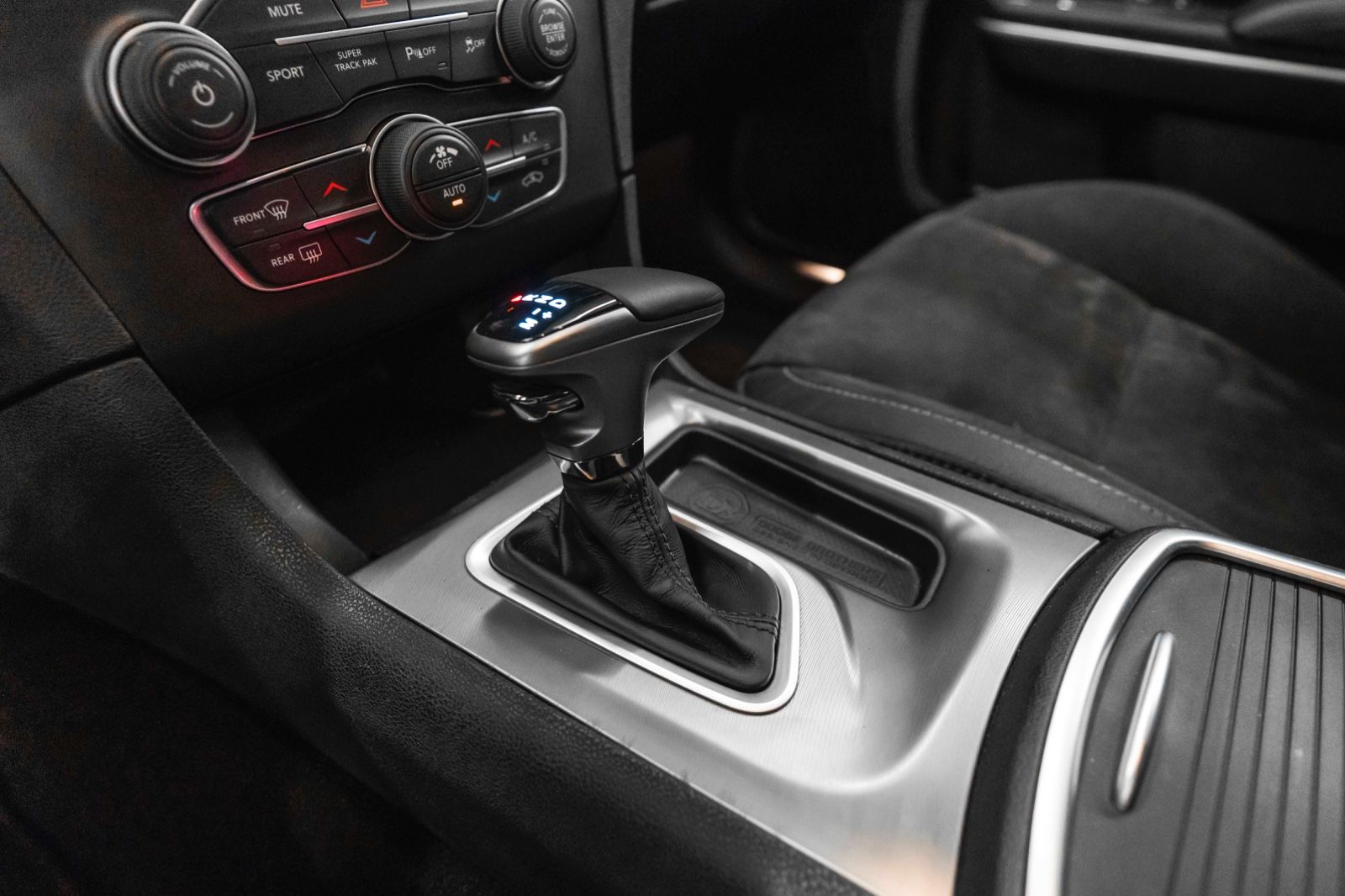 Fahrzeugabbildung Dodge Charger 5,7L RT KAM ALPINE NAV CARPLAY