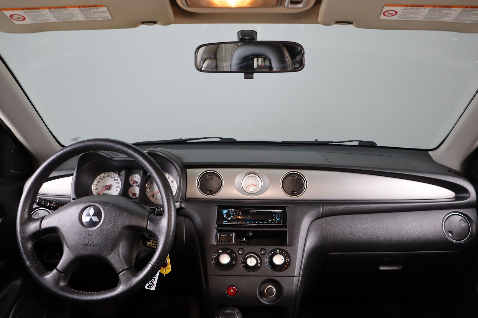 Fahrzeugabbildung Mitsubishi Outlander 2.4 Intense
