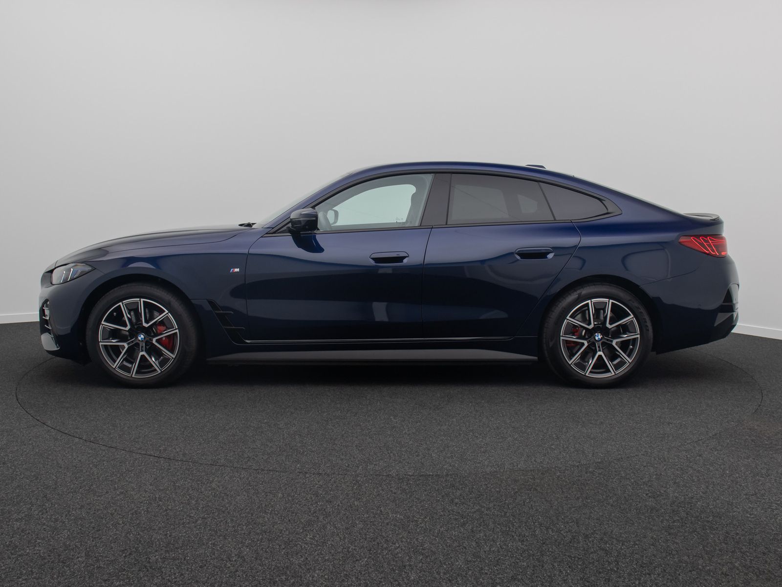 Fahrzeugabbildung BMW i4 eD40 Gran Coupe M Sport Pro 360°DAB Alarm HUD