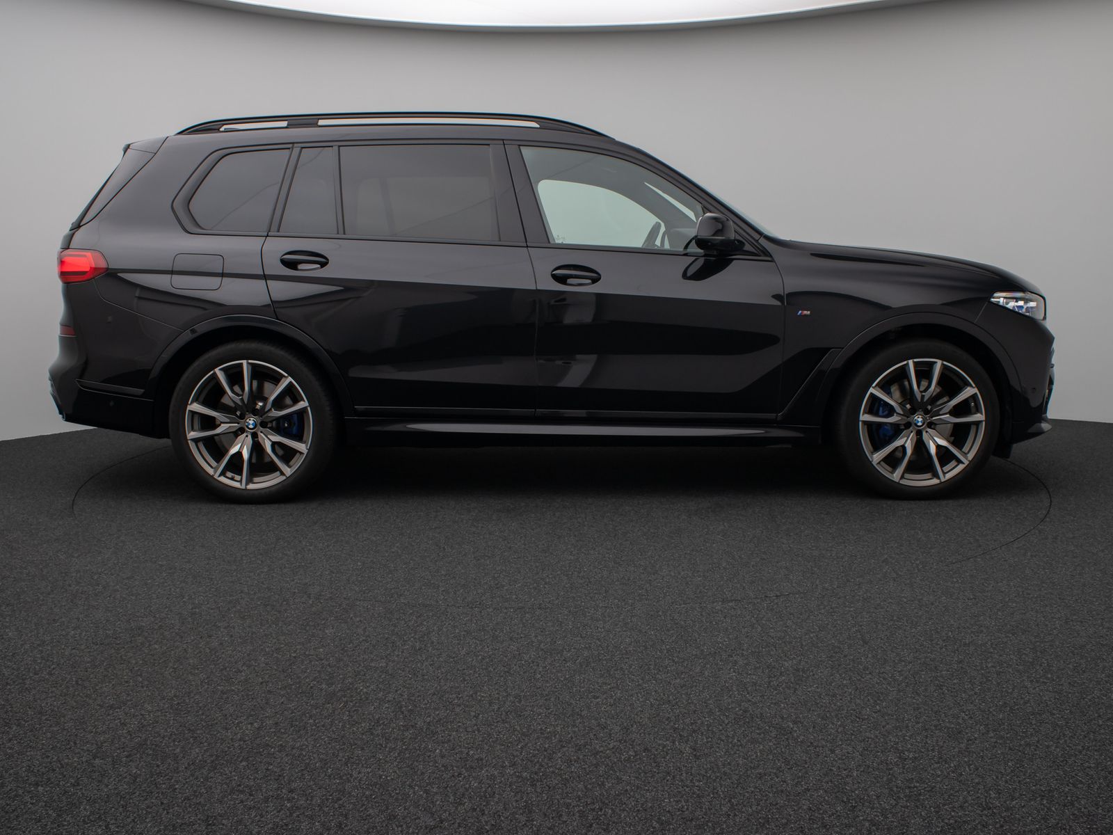 Fahrzeugabbildung BMW X7 M50i Laser 360°HUD DAB H/K SoftCL AHK 22Zoll