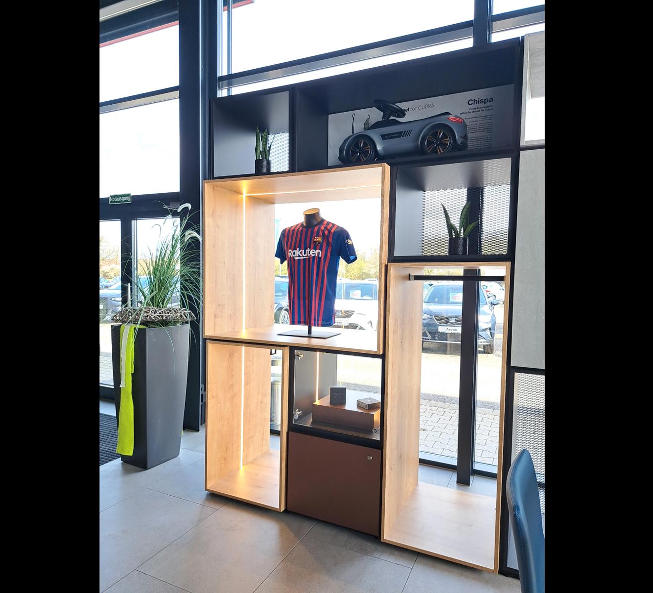 showroom-image-bottom