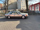 Mercedes-Benz Mercedes E230 Oldtimer - Mercedes-Benz E 230 aus 1991