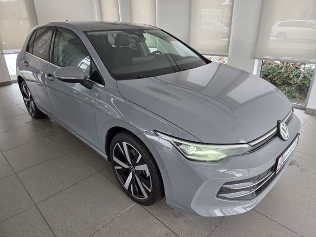 Golf VIII Style eHybrid LED+ NAV AHK ERGO KAM 3J