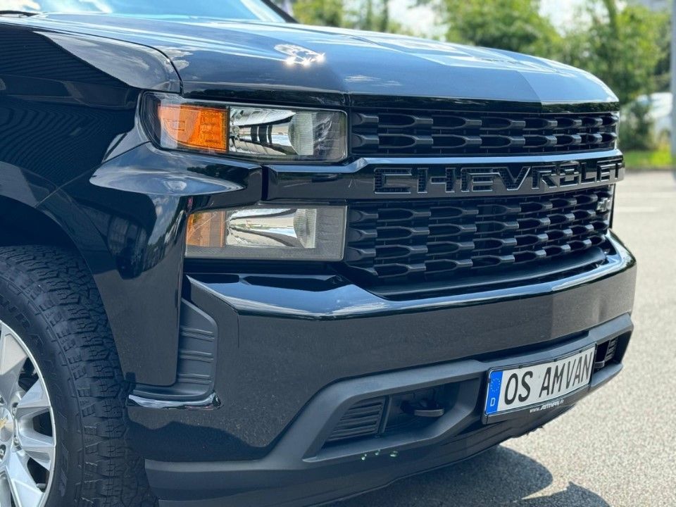 Fahrzeugabbildung Chevrolet Silverado K1500 4x4 6 Sitzer LongBed MwSt.