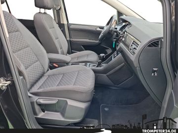 Fahrzeugabbildung Volkswagen Touran Join 1.6 TDI DSG LED Pano Navi 7 Sitze