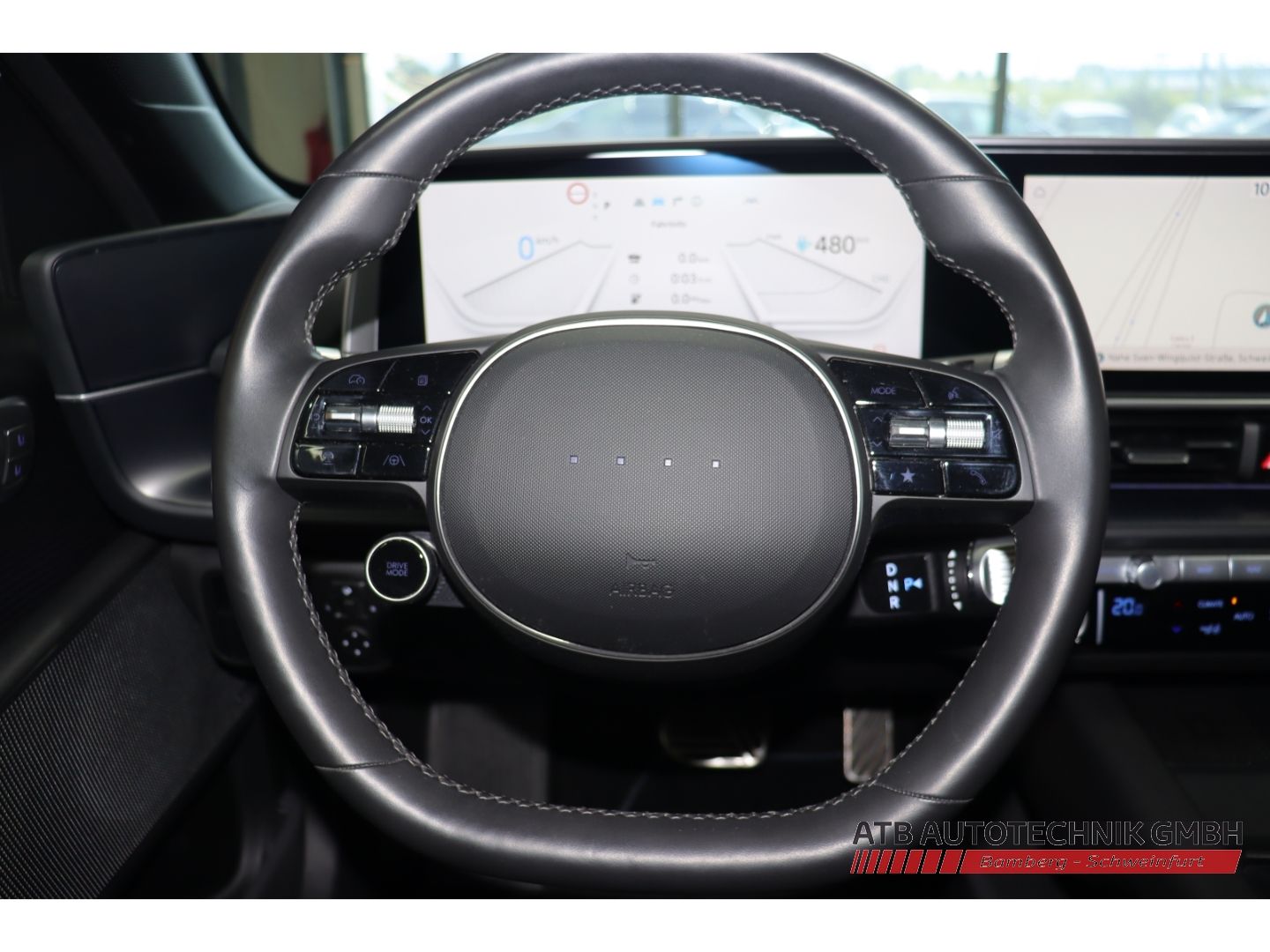 Fahrzeugabbildung Hyundai IONIQ 6 UNIQ 77,4 kWh 4WD 96,8% SOH HUD Navi