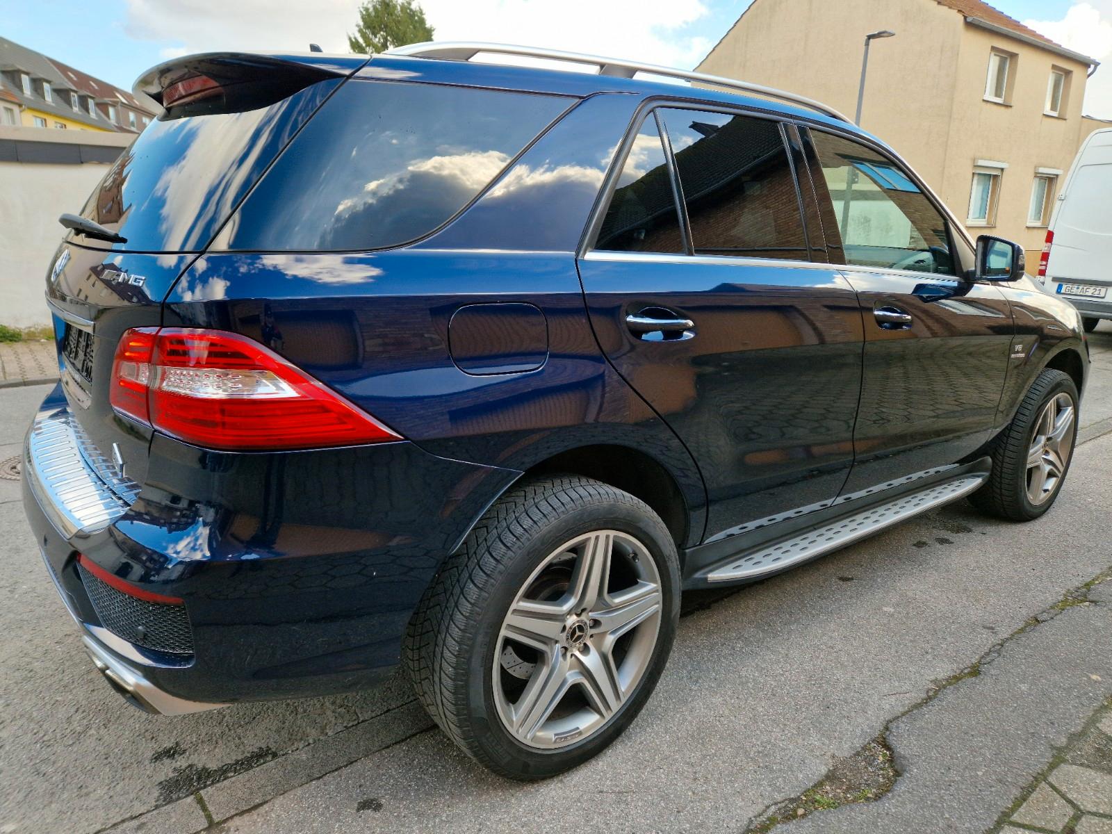 Mercedes-Benz ML 63 AMG ML Premium/Lückenlos Checkheftgepflegt