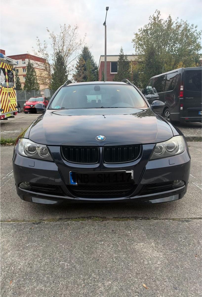 BMW 320