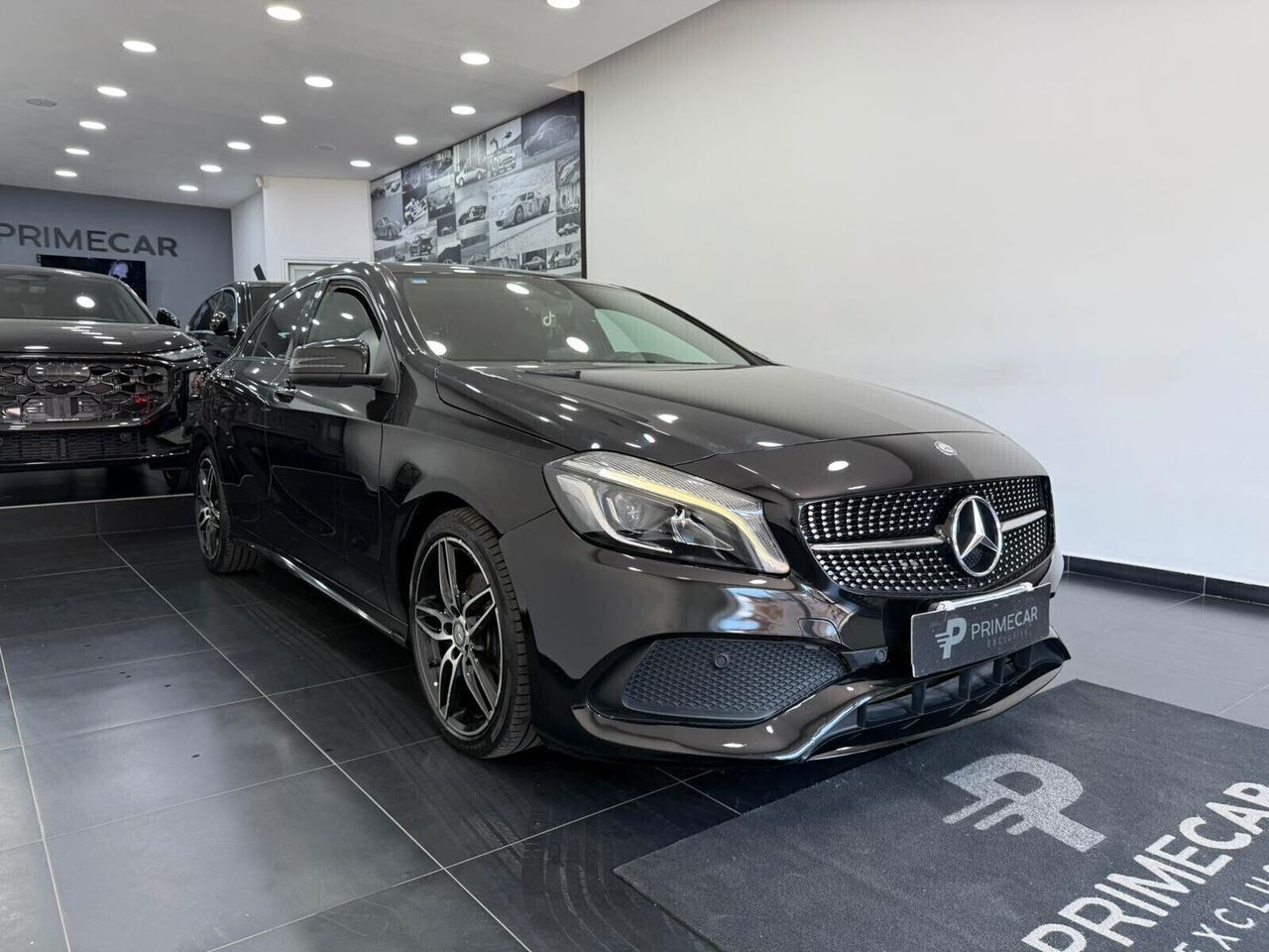 MERCEDES-BENZ Mercedes-benz A 200 d 200d AMG Premium FULL LED