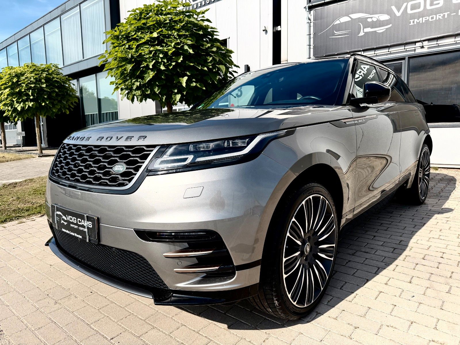 Land Rover Range Rover Velar R Dynamic 2.0 D180 SE