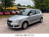 Skoda Fabia 1.2l Euro5 Klima - Skoda Fabia aus 2013 mit Benzin-Antrieb: Metallic, Kleinwagen