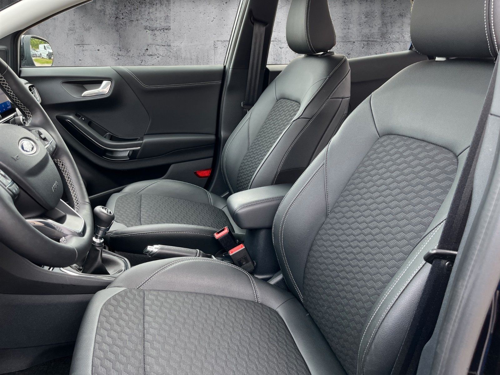 Fahrzeugabbildung Ford Puma Titanium X