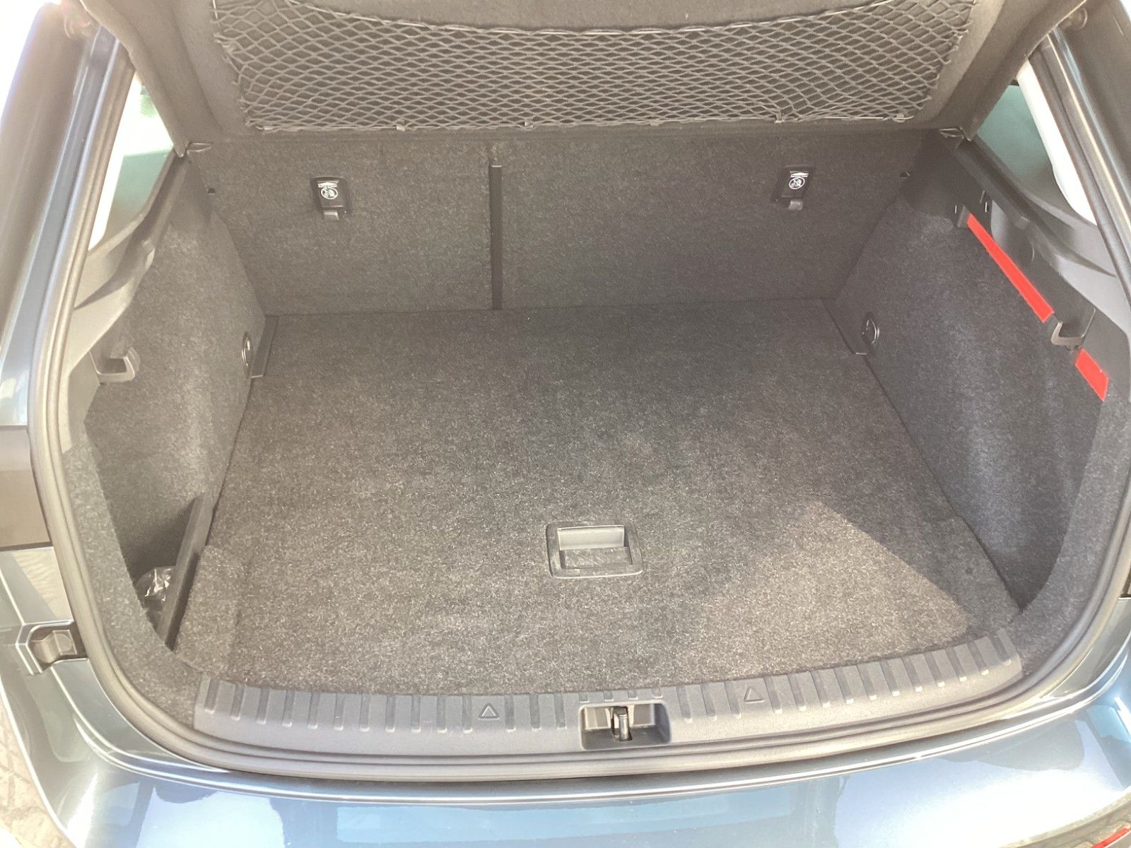 Fahrzeugabbildung SKODA Scala Drive 125 1.0TSI 85 KW