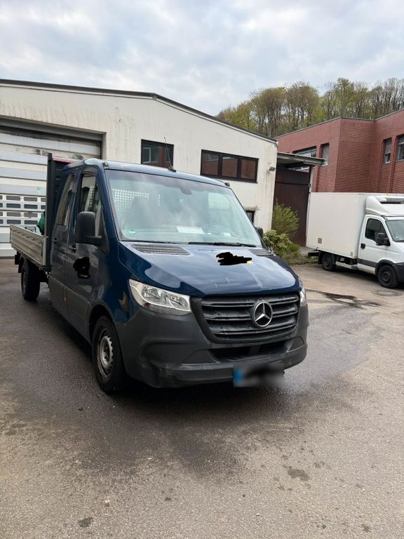 Image of Mercedes-Benz Sprinter