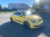Volkswagen VW Beetle 1.6 TDI, Baujahr 2012 - Volkswagen Beetle aus 2012 mit Diesel-Antrieb